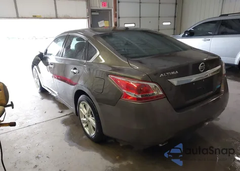 2013 Nissan Altima 2.5 Sv z USA, uszkodzony, nr VIN 1N4AL3AP1DN528105